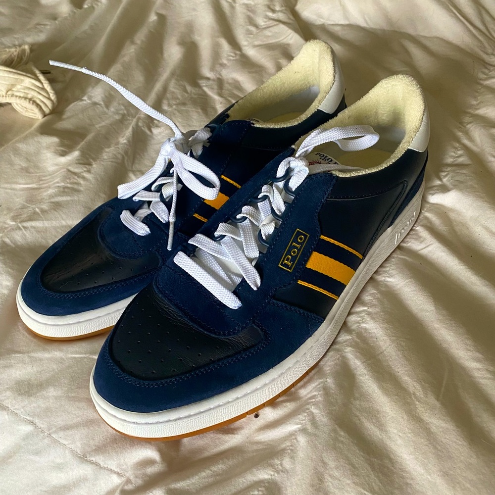 Men’s size 12 polo shoes- new